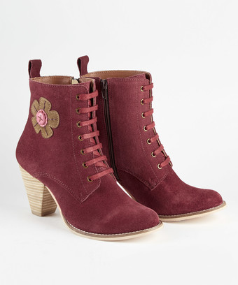 Quirky And Cute Suede Boots Quirky And Cute Suede Boots