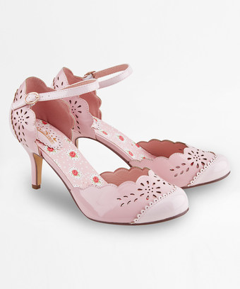 Louise's Favourite Shoes Louise's Favourite Shoes