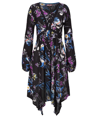 Alluring Free Flowing Dress Alluring Free Flowing Dress