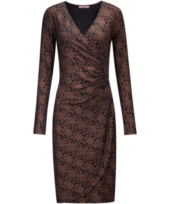 Simplistic Beautiful Dress Simplistic Beautiful Dress